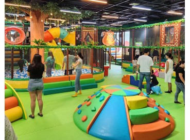 Big Indoor Playground  Big Indoor Playground