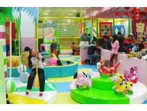 Can indoor playground be a companion for children in New Years E