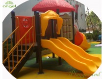 Difference between Outdoor play equipment and game machines
