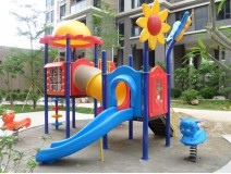 How Kids Enjoy at Outdoor Play Structures How Kids Enjoy at Outdoor Play Structures