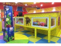 Indoor jungle gym is efficient in cultivating sweet kids Indoor jungle gym is efficient in cultivating sweet kids