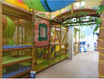 Indoor Jungle Gym Has to Make Self-promotion for Its Long Run