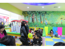 Indoor Playground Equipment Helps to Light up Ephemeral Childhood