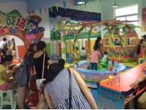 Where Shall We Go On Summer Vacation-Indoor Jungle Gym