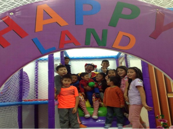 Kids indoor playhouse in Ecuador Kids indoor playhouse in Ecuador