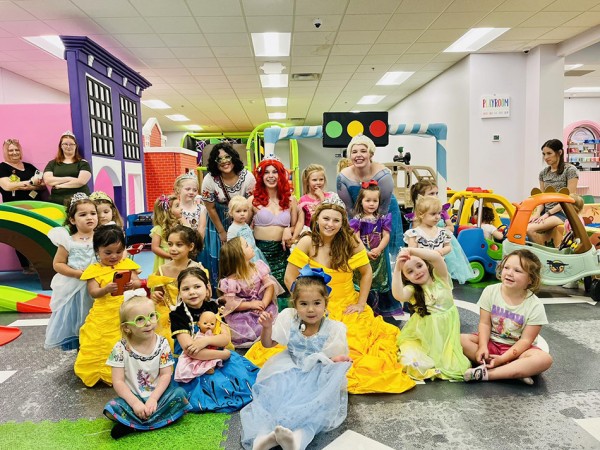 Magic Land Play Café in Harrison OH, USA -289