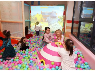 Wow Playground in București Romania