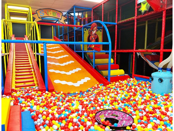 Slide's Indoor Playground, Ontario, Canada -152