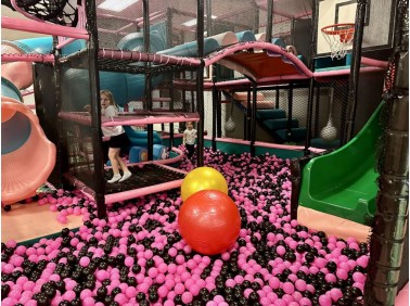 Humpty Jumpty Indoor Playground & Cafe in Columbia MS USA -3155