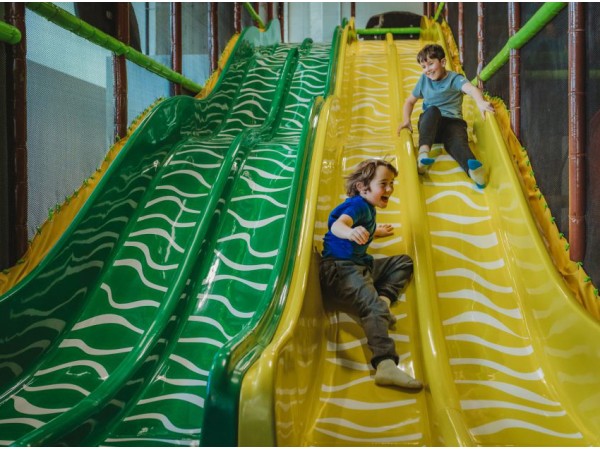 CV Kids Playhouse in courtenay, BC, Canada -3135