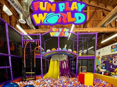 Fun Play World Kids Indoor Playground in LA, CA, USA -412
