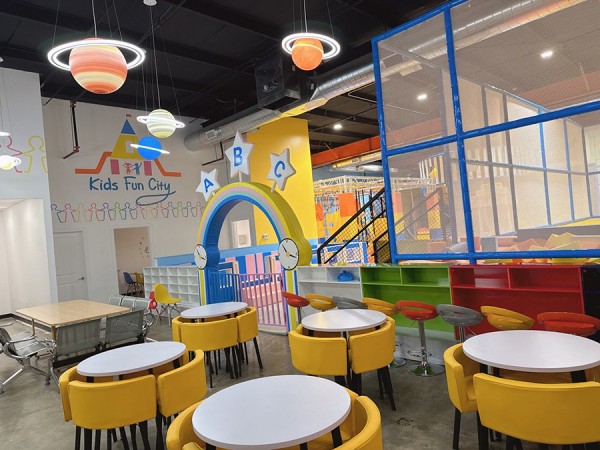 Kids fun city in Columbia, TN 38401, USA -3114