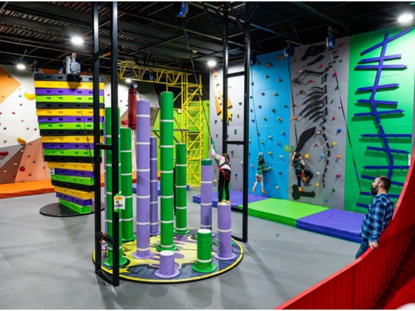 Fun City Trampoline Park in Seekonk MA, USA -4121