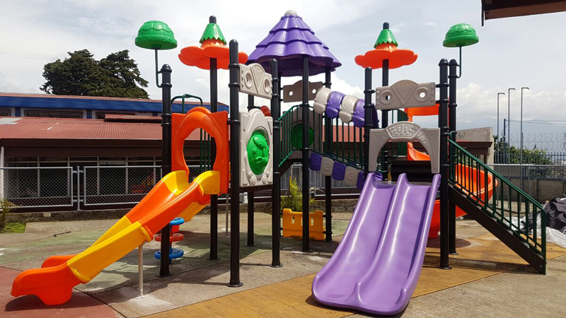 tpys of playground- outdoor play structures