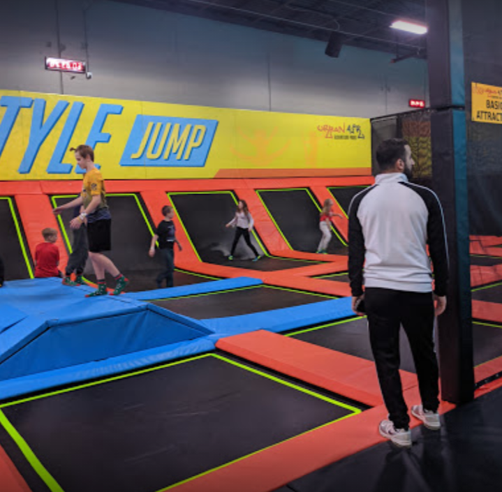 Places to jump and bounce for kids in Des Moines